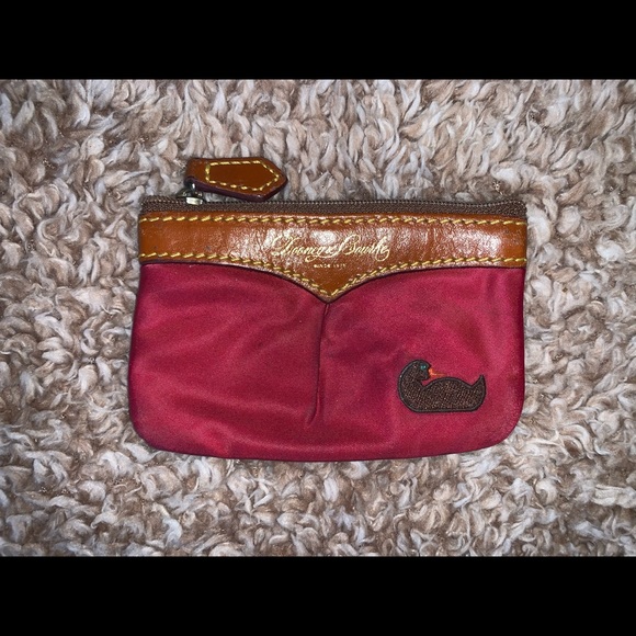 Dooney and Bourke change purse - Picture 1 of 2